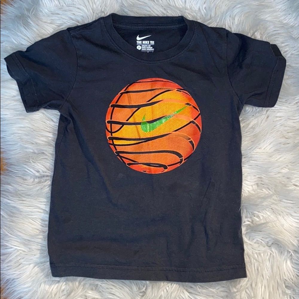 Nike t shirt boys